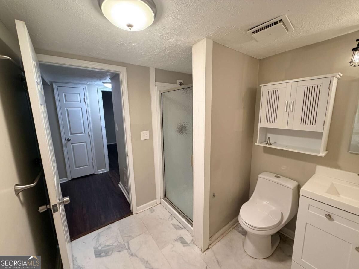 305 Birch Rill Drive Property Photo 24