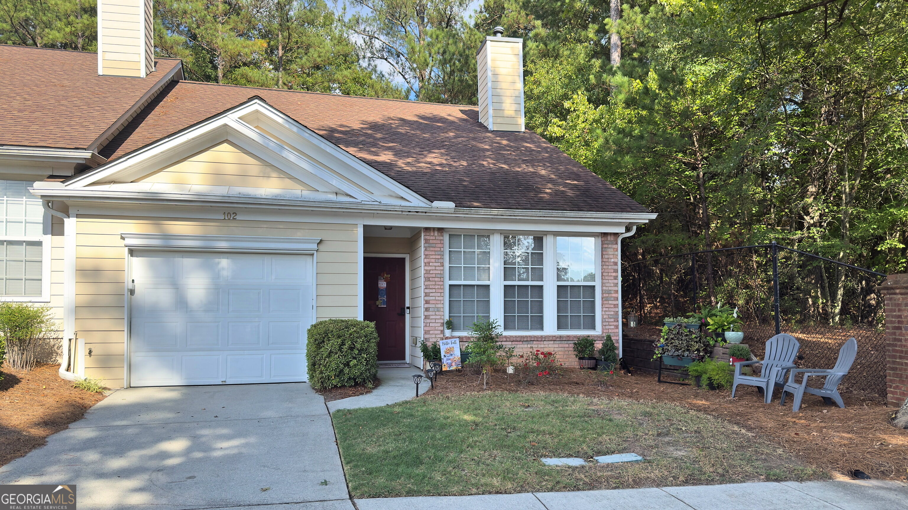 102 Camry Lane Property Photo 1