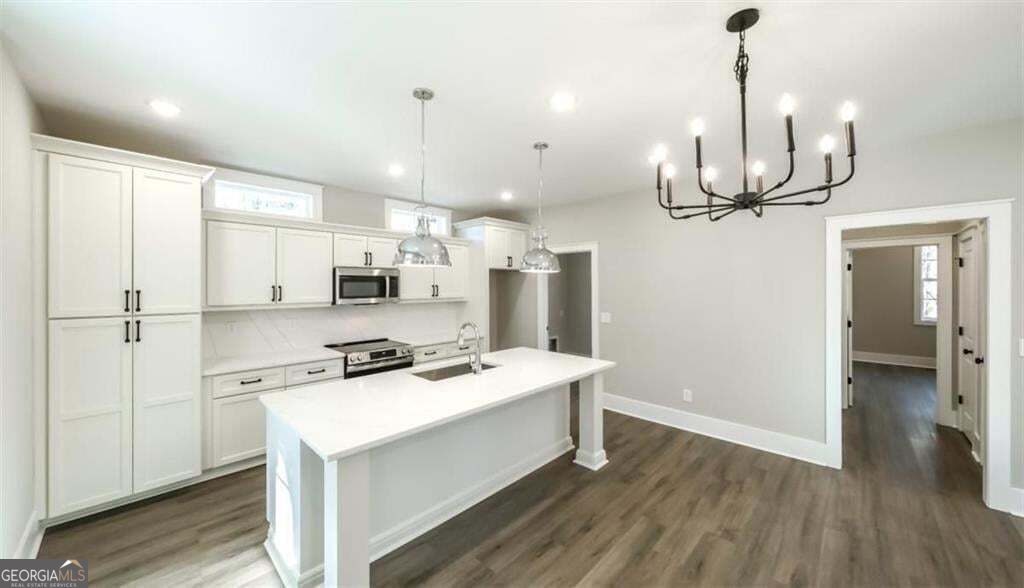 485 West Avenue Property Photo 15