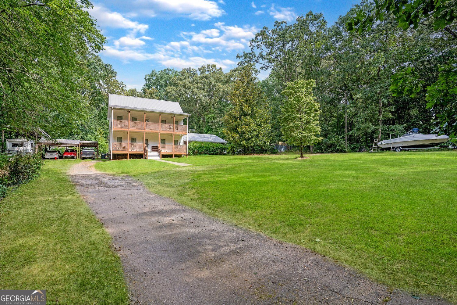 5364 Post Road Property Photo 4
