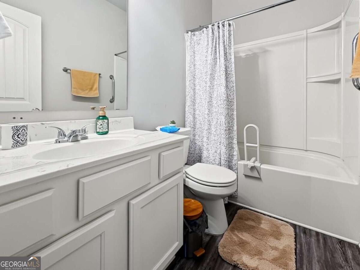 458 Laurelcrest Lane Property Photo 15
