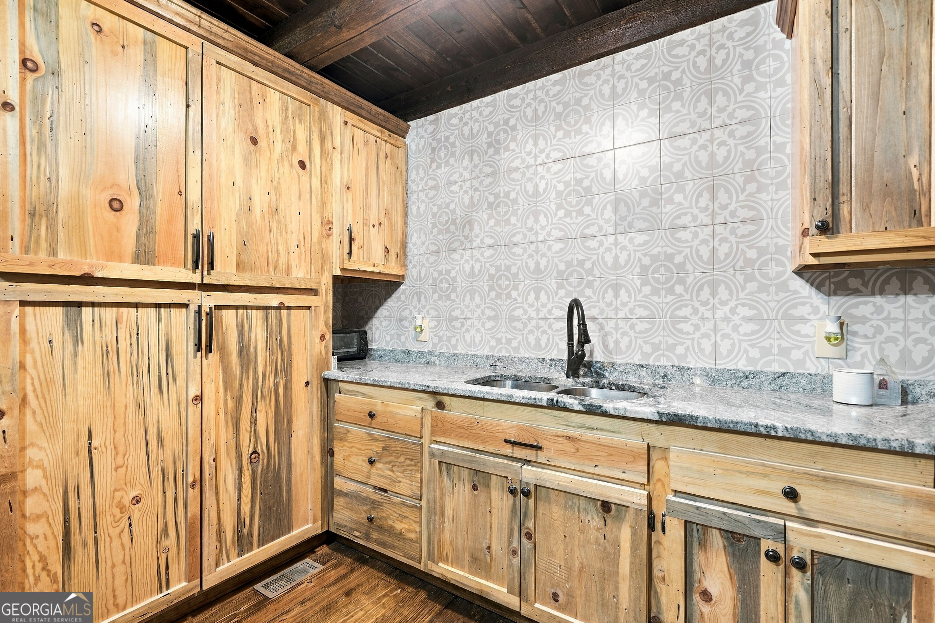 268 Mission Hill Road Property Photo 20
