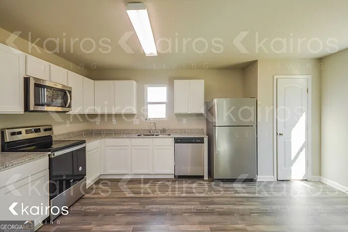 215 Hawthorn Trail Property Photo 5