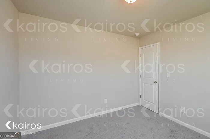 215 Hawthorn Trail Property Photo 10