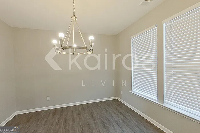 101 Silver Maple Lane Property Photo 4