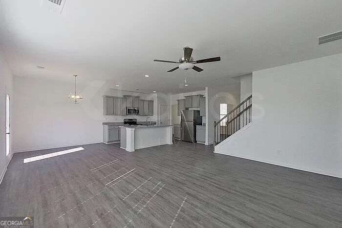 101 Silver Maple Lane Property Photo 7