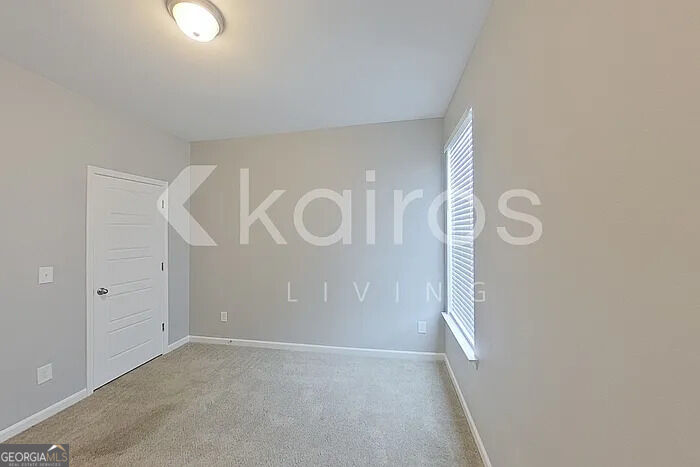 101 Silver Maple Lane Property Photo 12