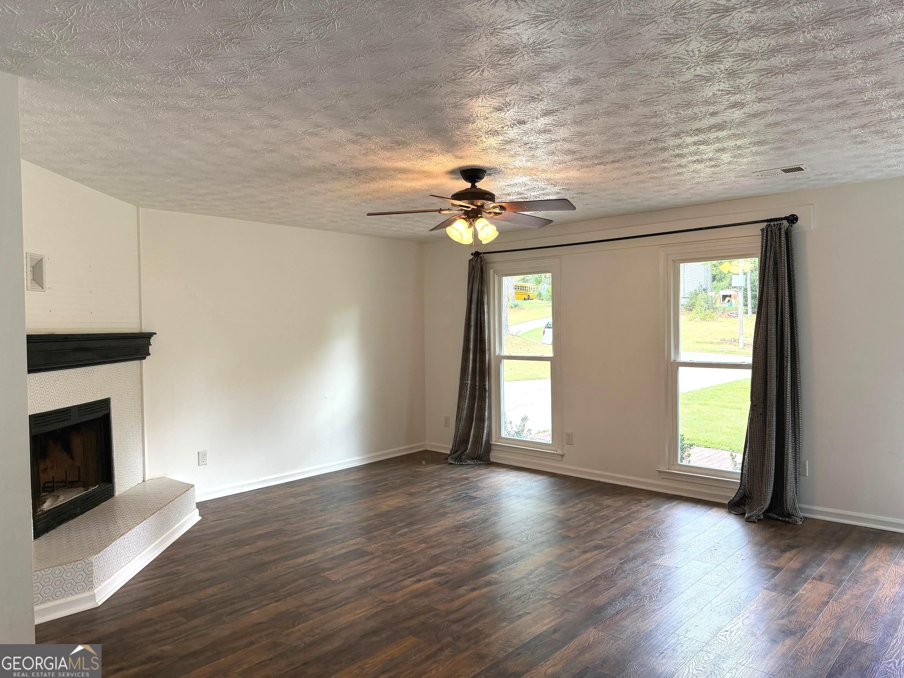 292 Cypress Circle Property Photo 4