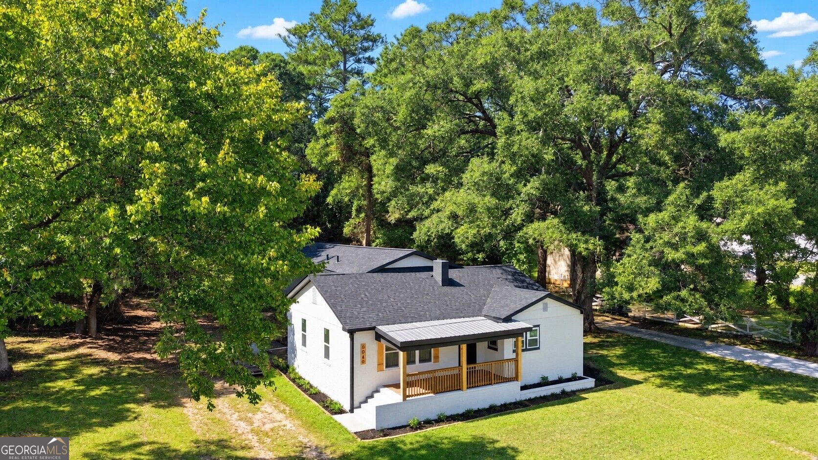 6089 Evans Drive Property Photo 1