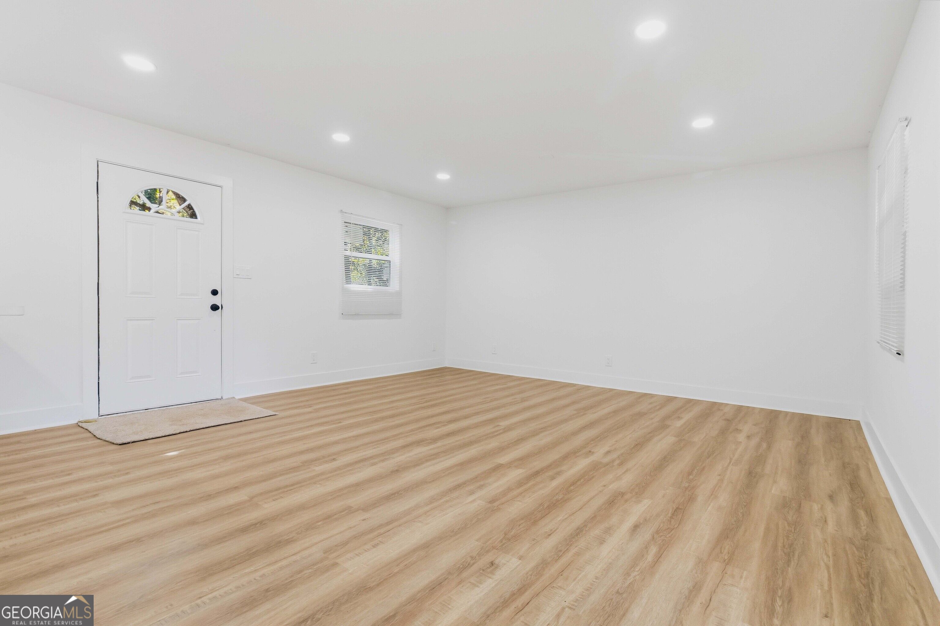6089 Evans Drive Property Photo 6