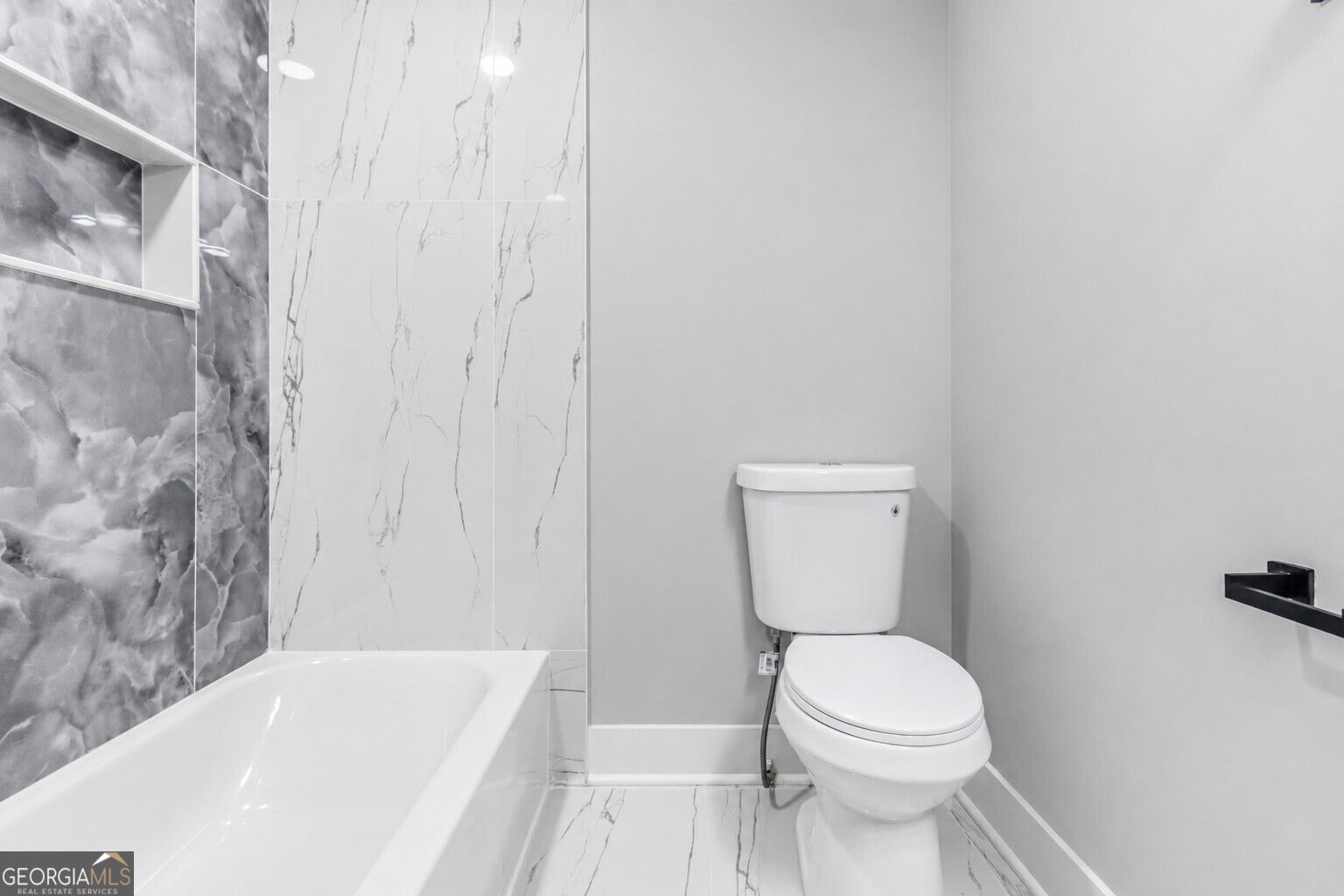 6089 Evans Drive Property Photo 27
