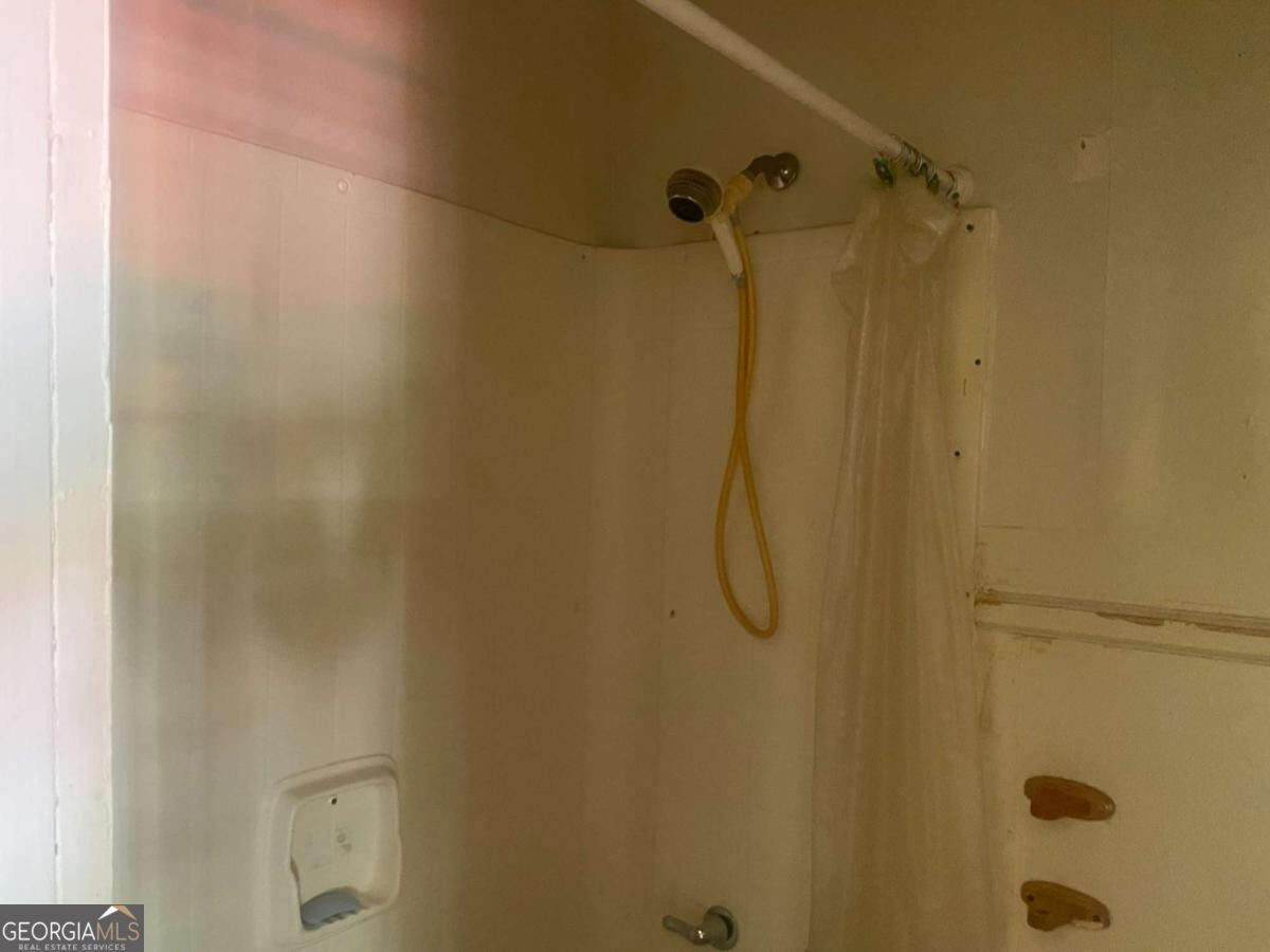 1016 Nicholson Property Photo 9