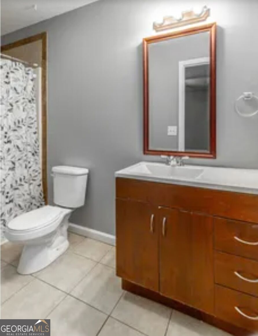 72 Gregory Lane Property Photo 13