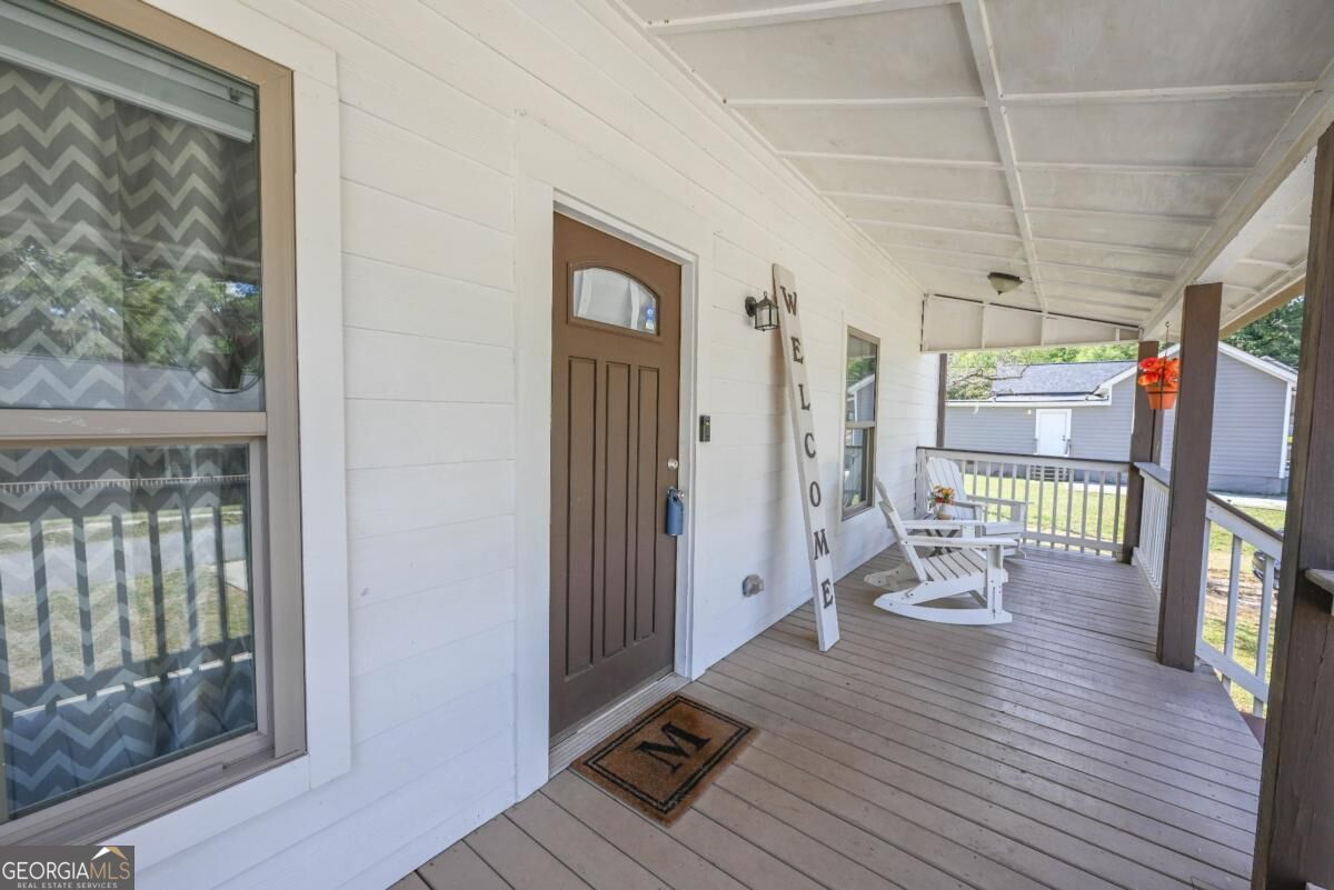 53 East Jones Street Property Photo 3