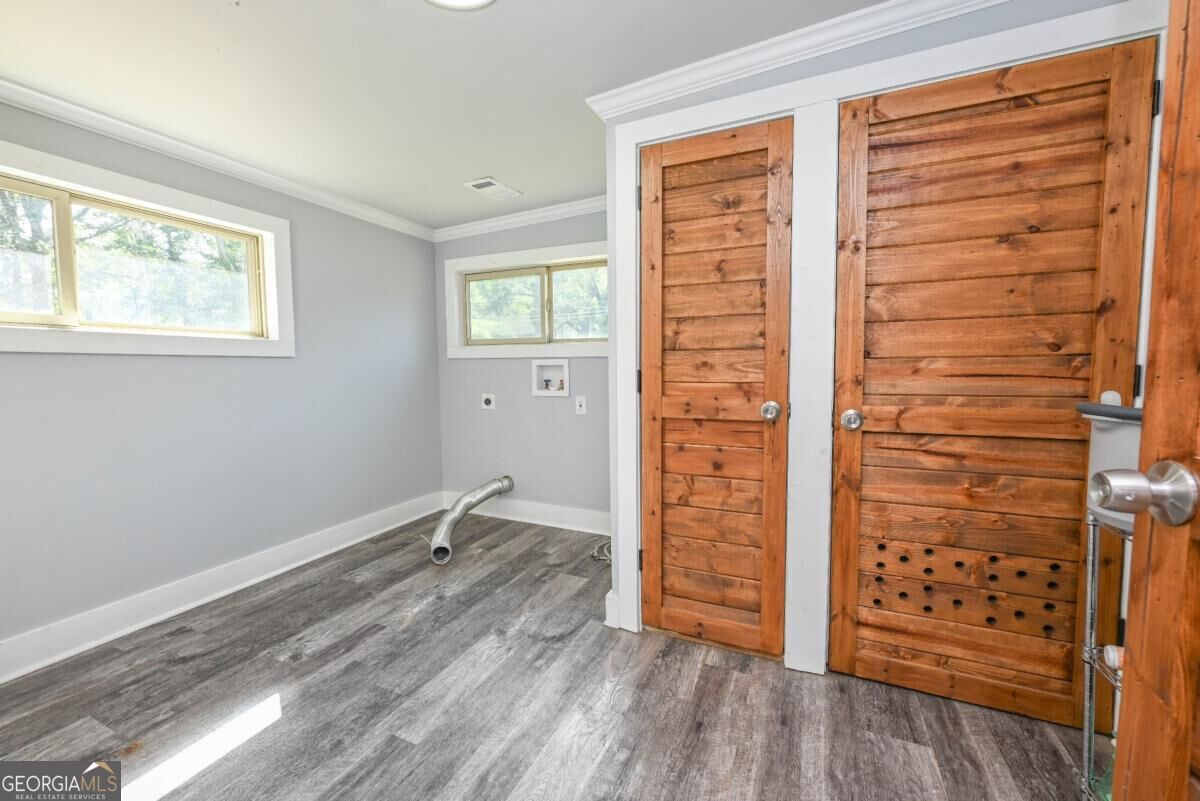 53 East Jones Street Property Photo 10