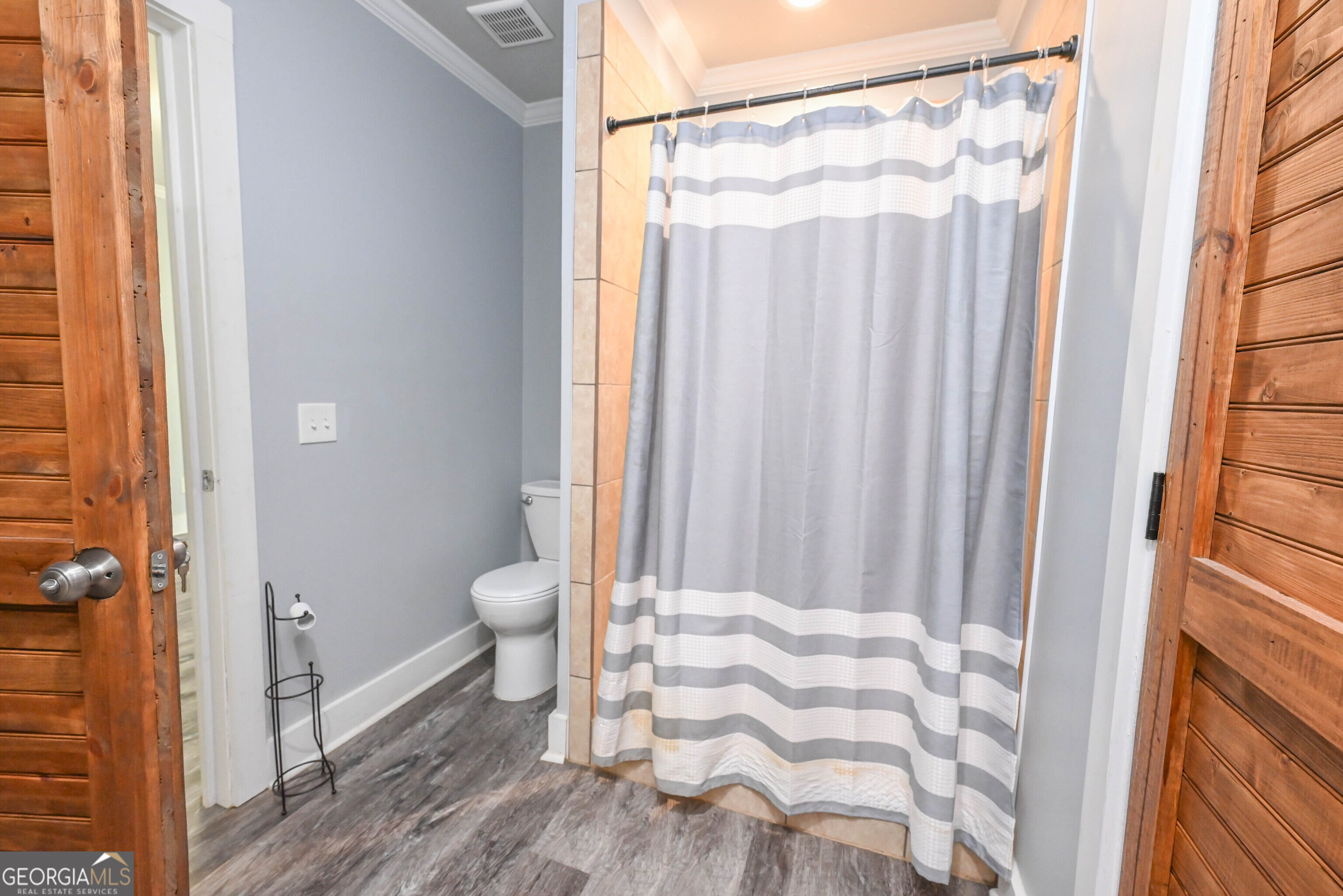 53 East Jones Street Property Photo 14