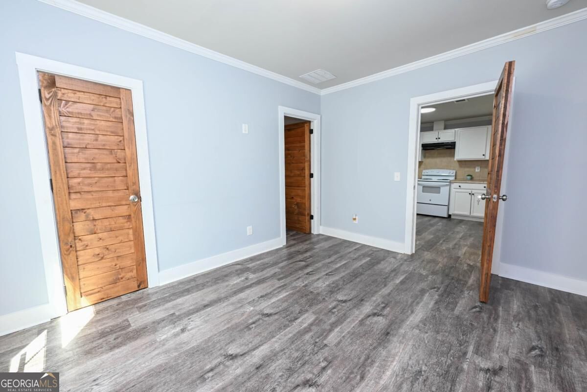 53 East Jones Street Property Photo 15