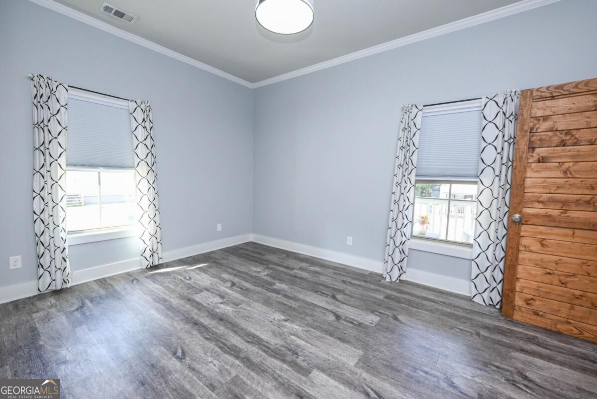 53 East Jones Street Property Photo 17