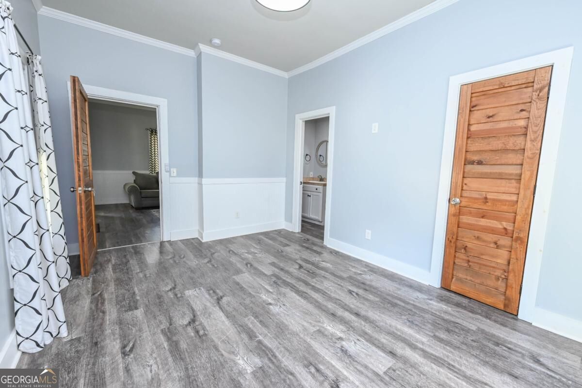 53 East Jones Street Property Photo 18