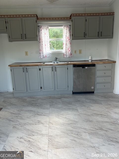 37 Thornton Drive Property Photo 6
