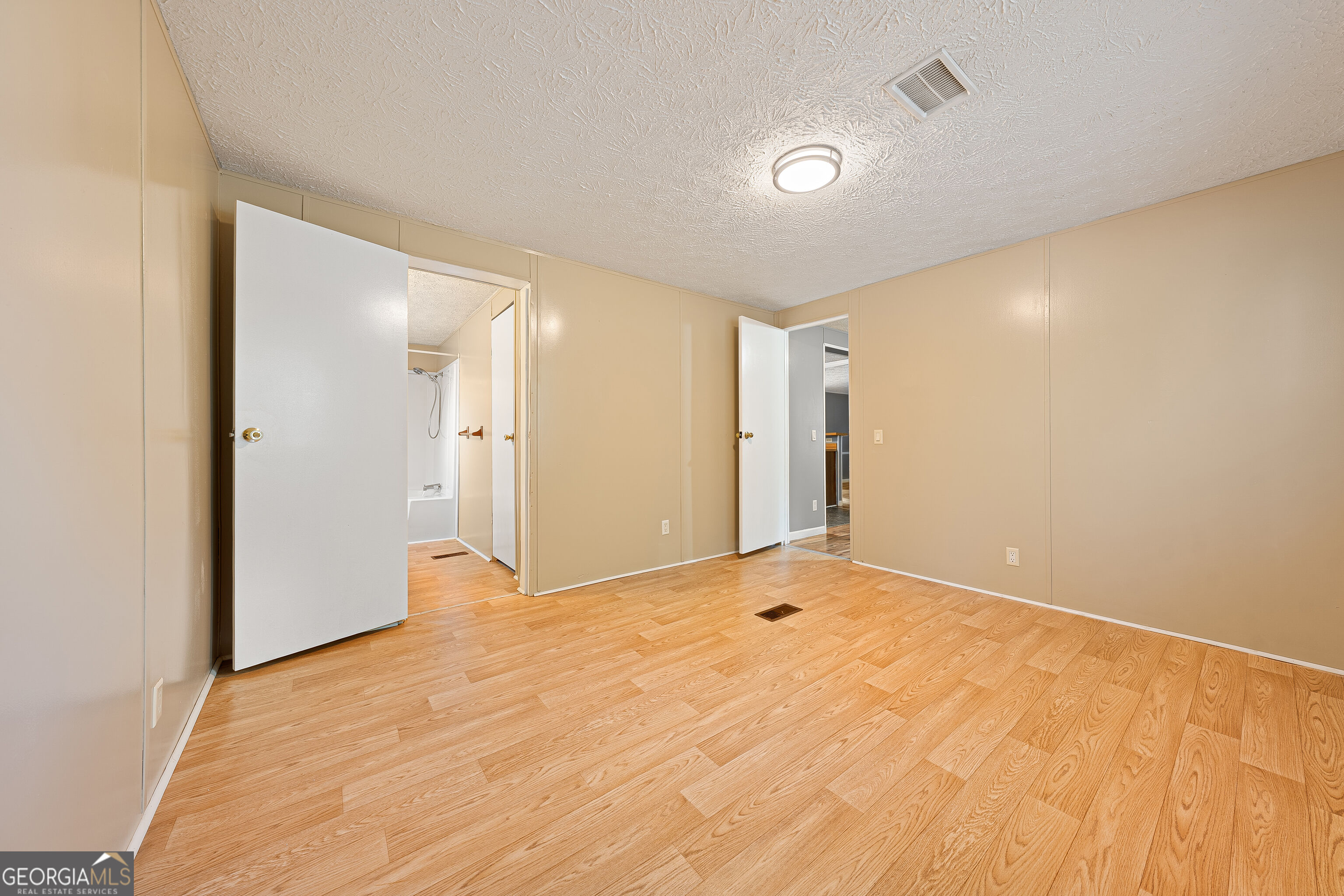 108 & 72 Cotton Drive Property Photo 42