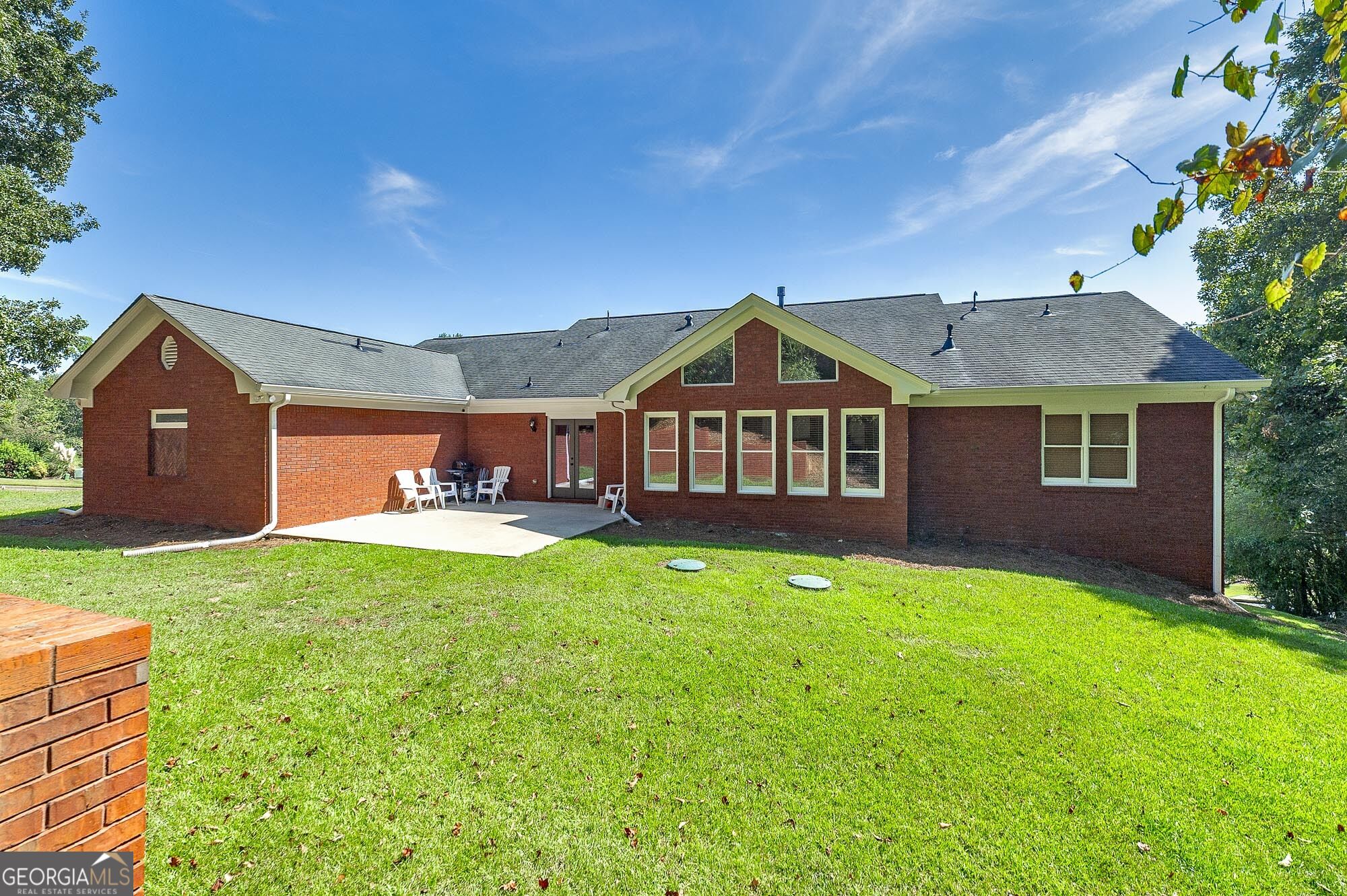 437 Riverwalk Property Photo 8