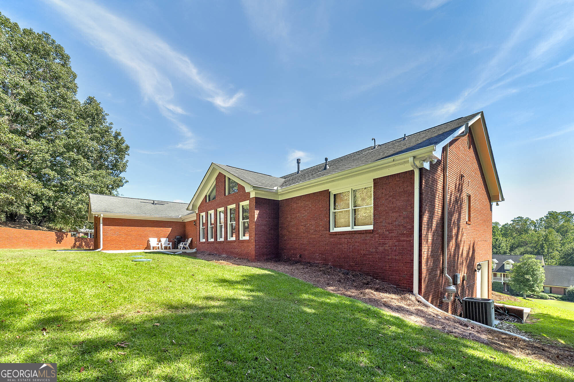 437 Riverwalk Property Photo 10