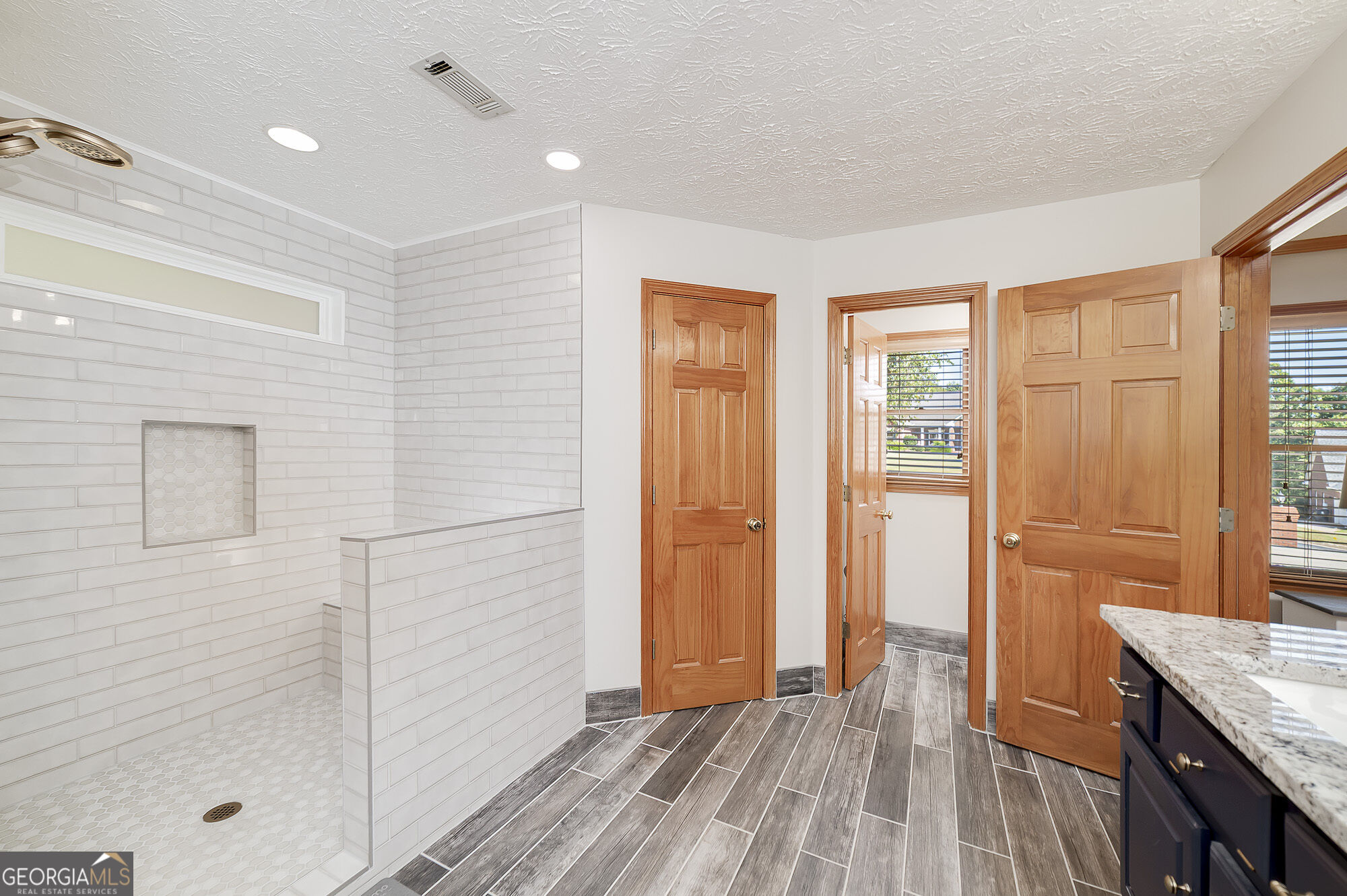 437 Riverwalk Property Photo 38