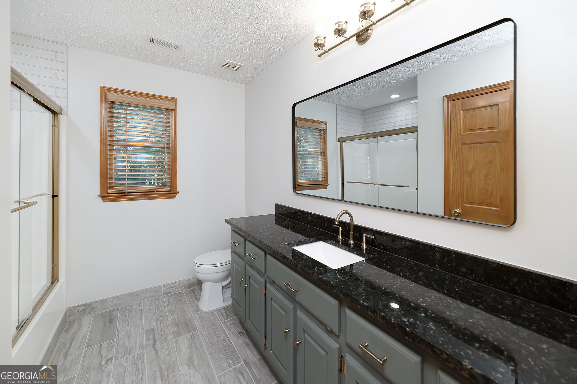 437 Riverwalk Property Photo 43