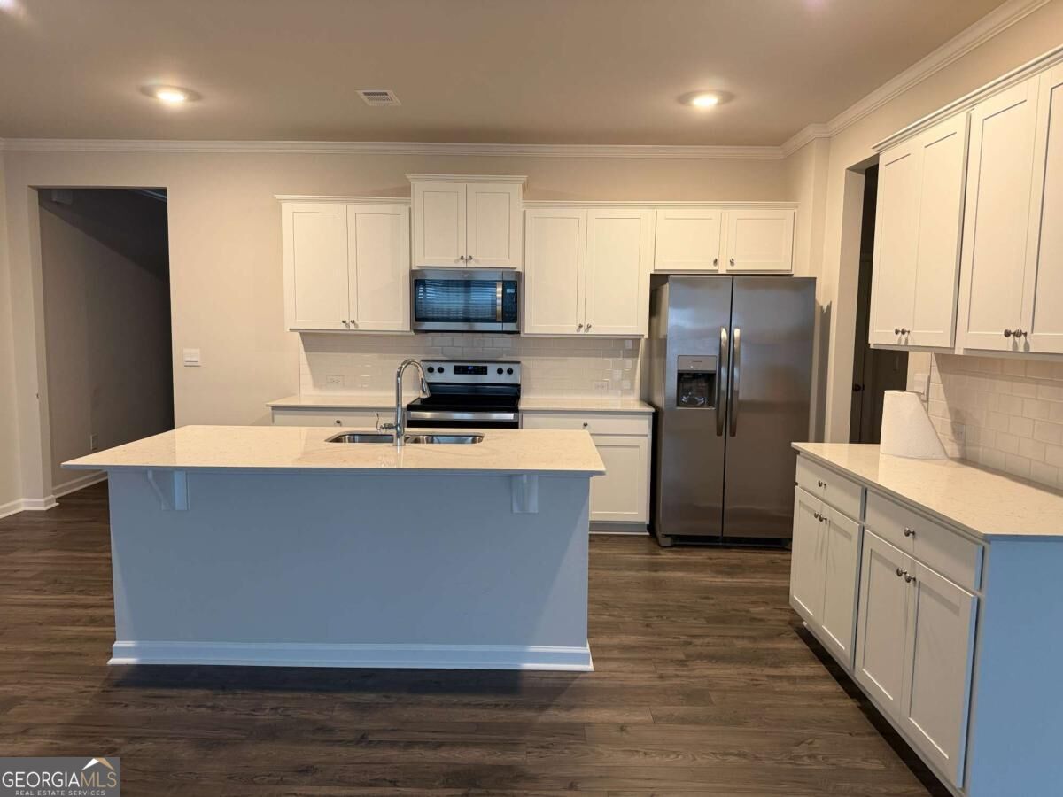 5133 Tulip Square Property Photo 11