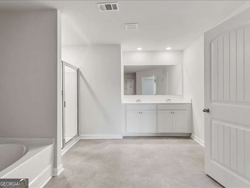 5133 Tulip Square Property Photo 17