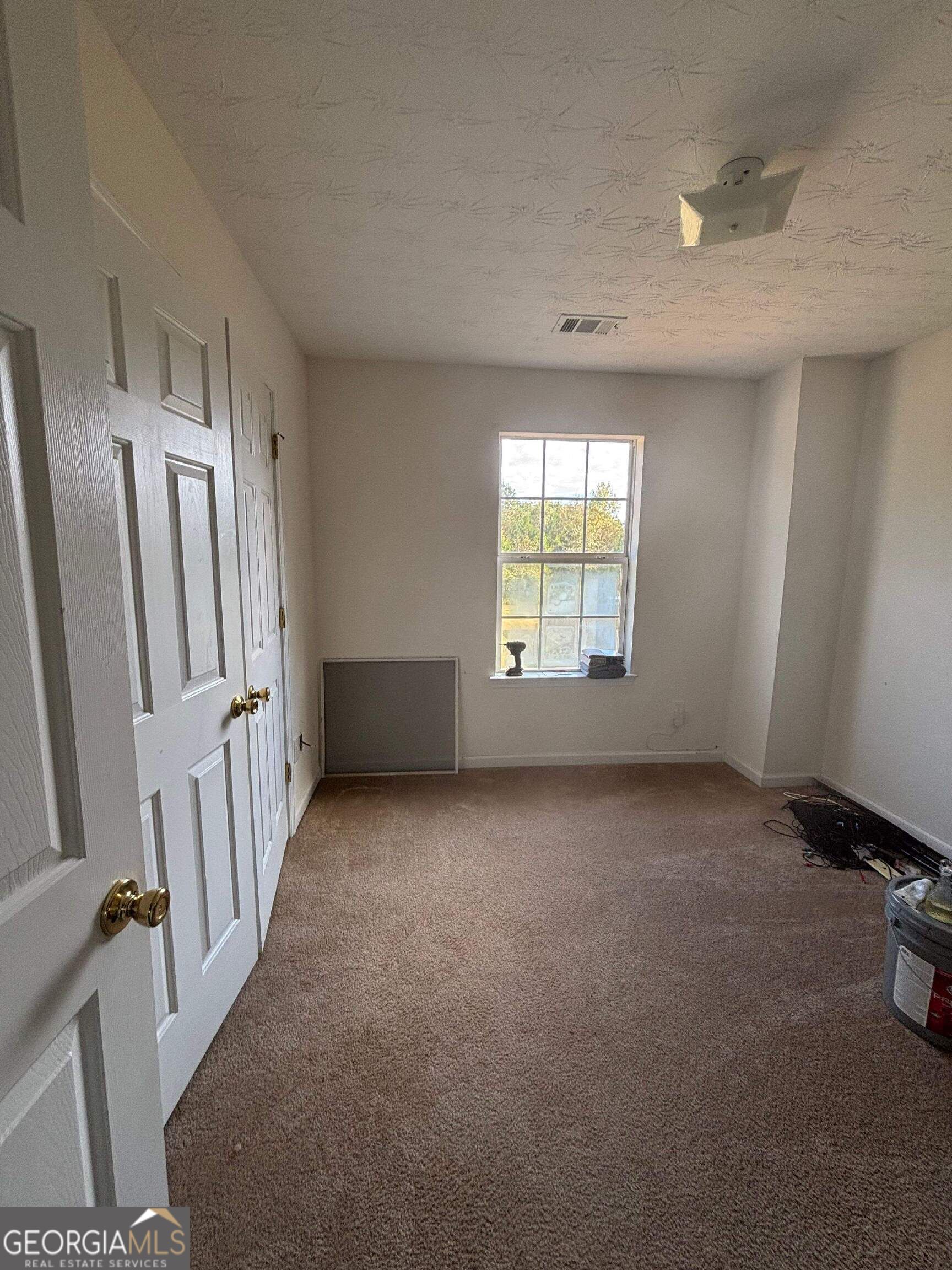 120 Tyler Way Property Photo 6