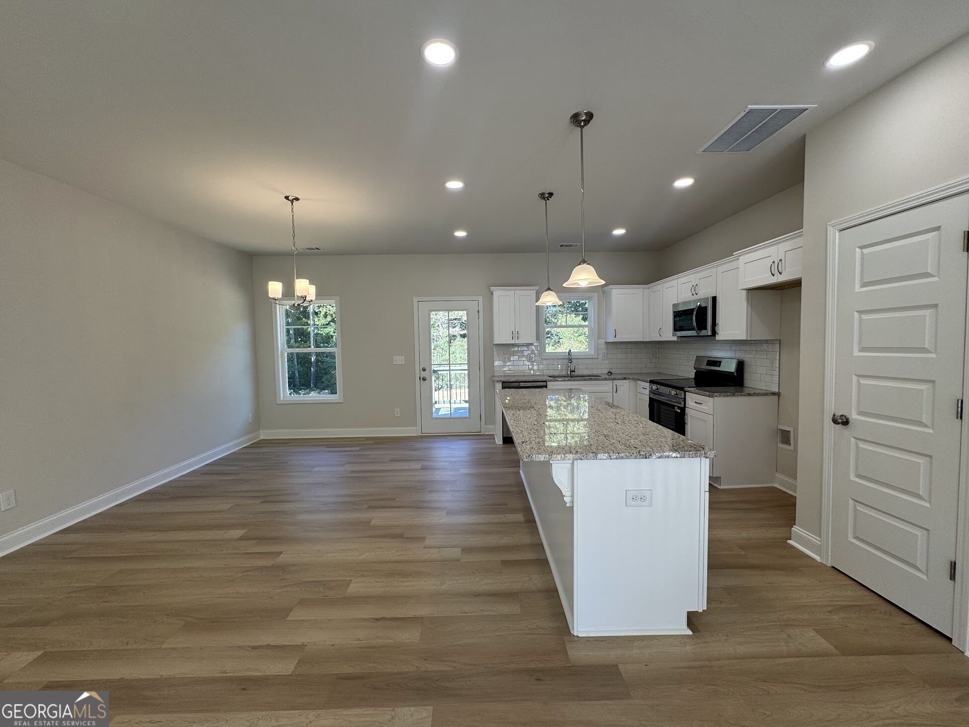 326 Dylan Way Property Photo 32