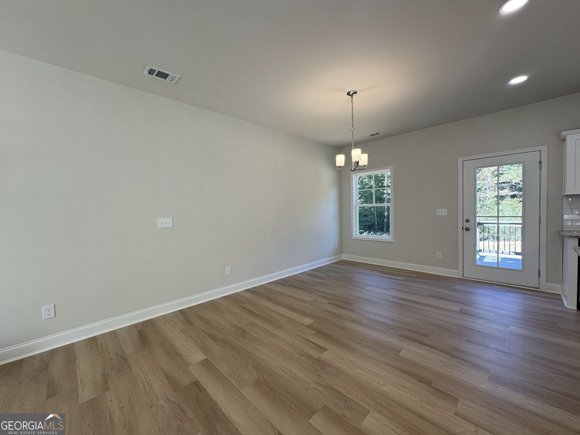326 Dylan Way Property Photo 33