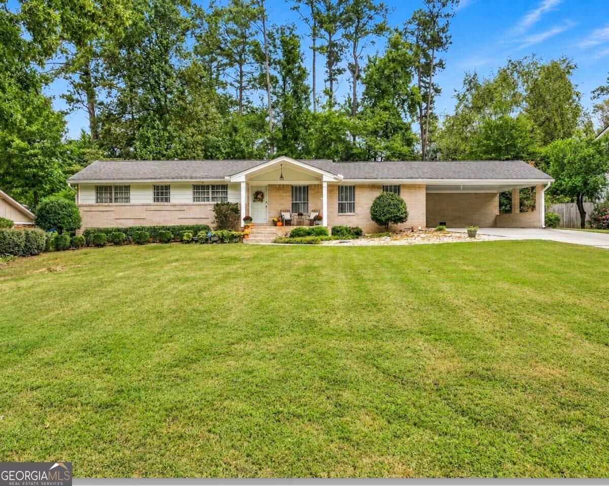2338 Kings Point Drive Property Photo 1