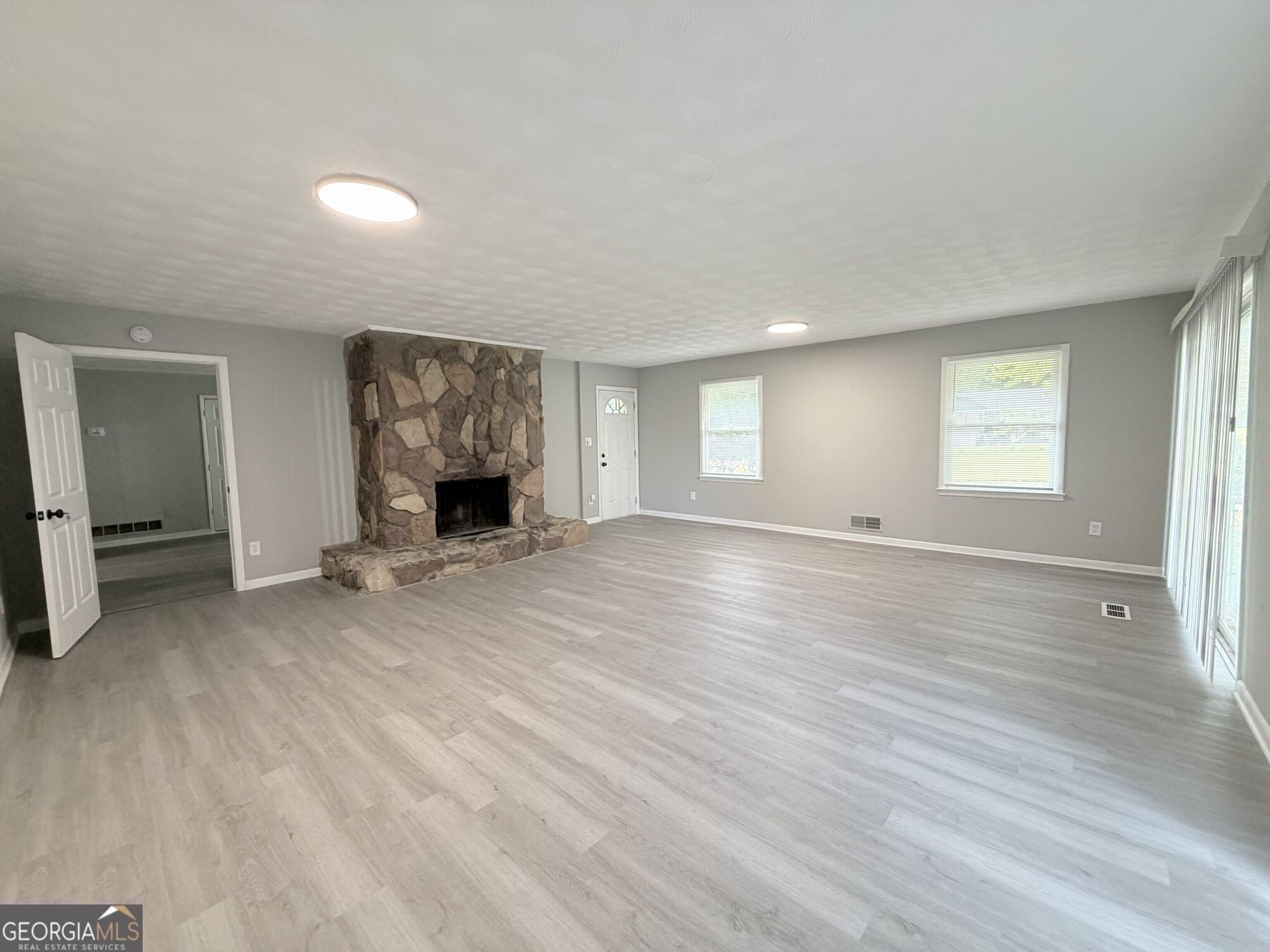 490 Tall Deer Drive Property Photo 9