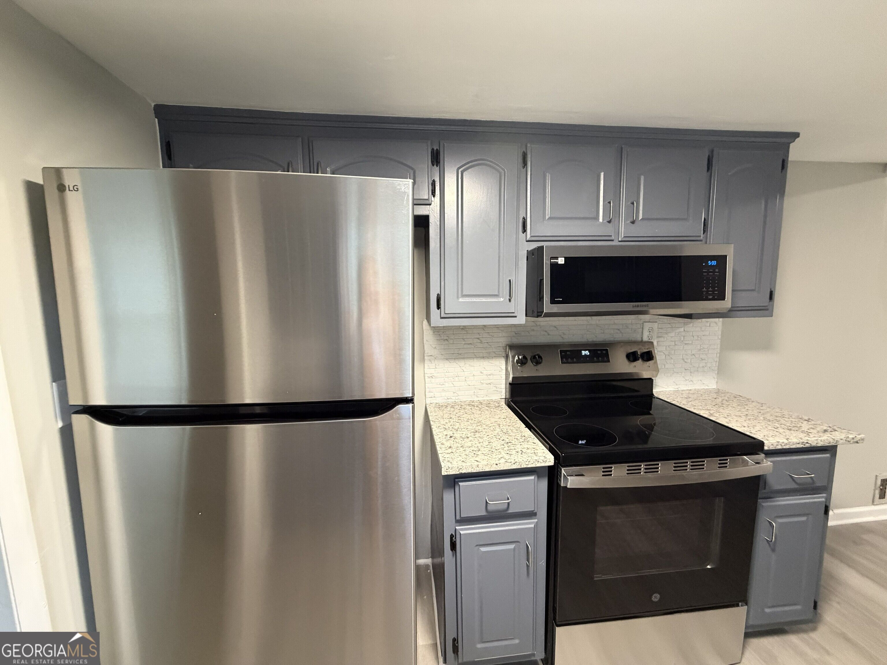 490 Tall Deer Drive Property Photo 16