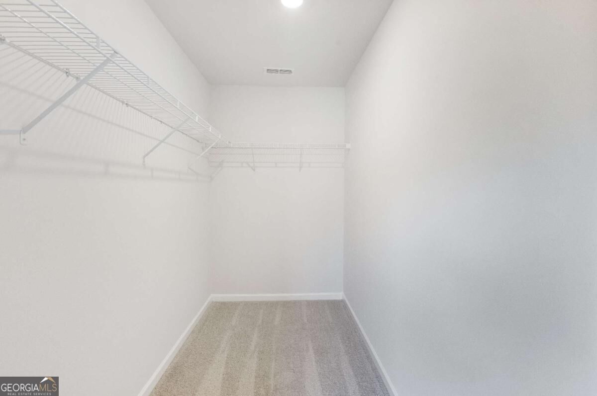 401 Whitehorse Way Property Photo 18