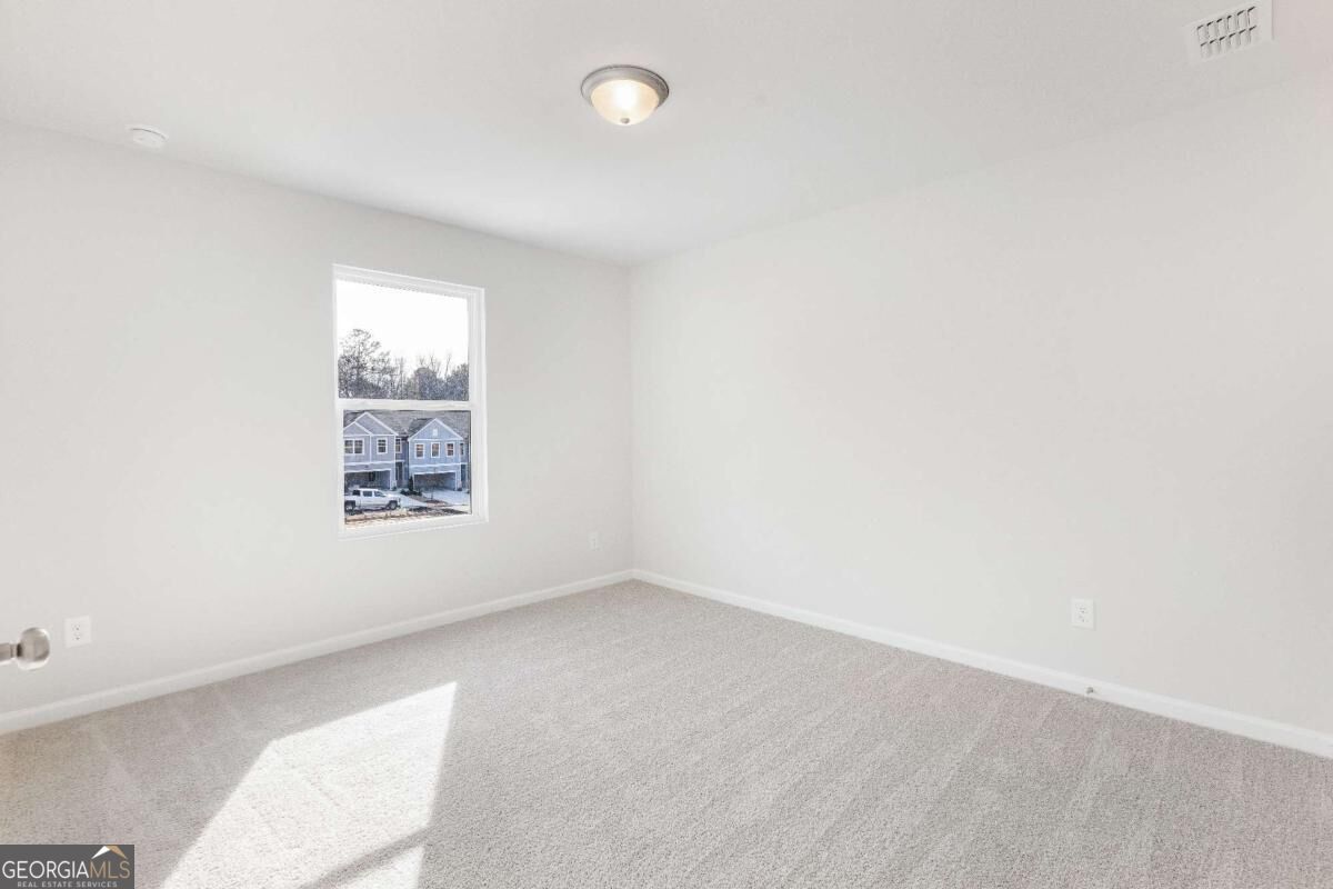 401 Whitehorse Way Property Photo 20