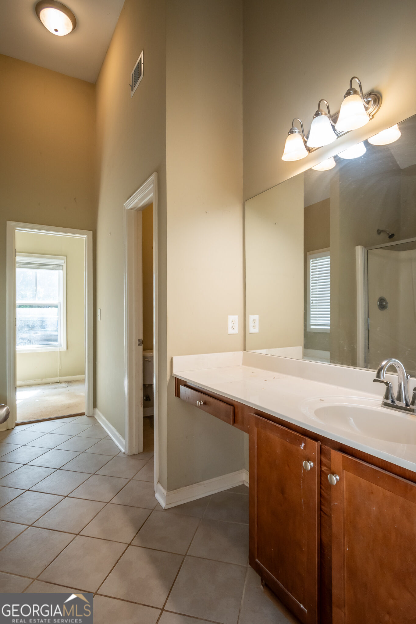 1120 Arlington Place Property Photo 33