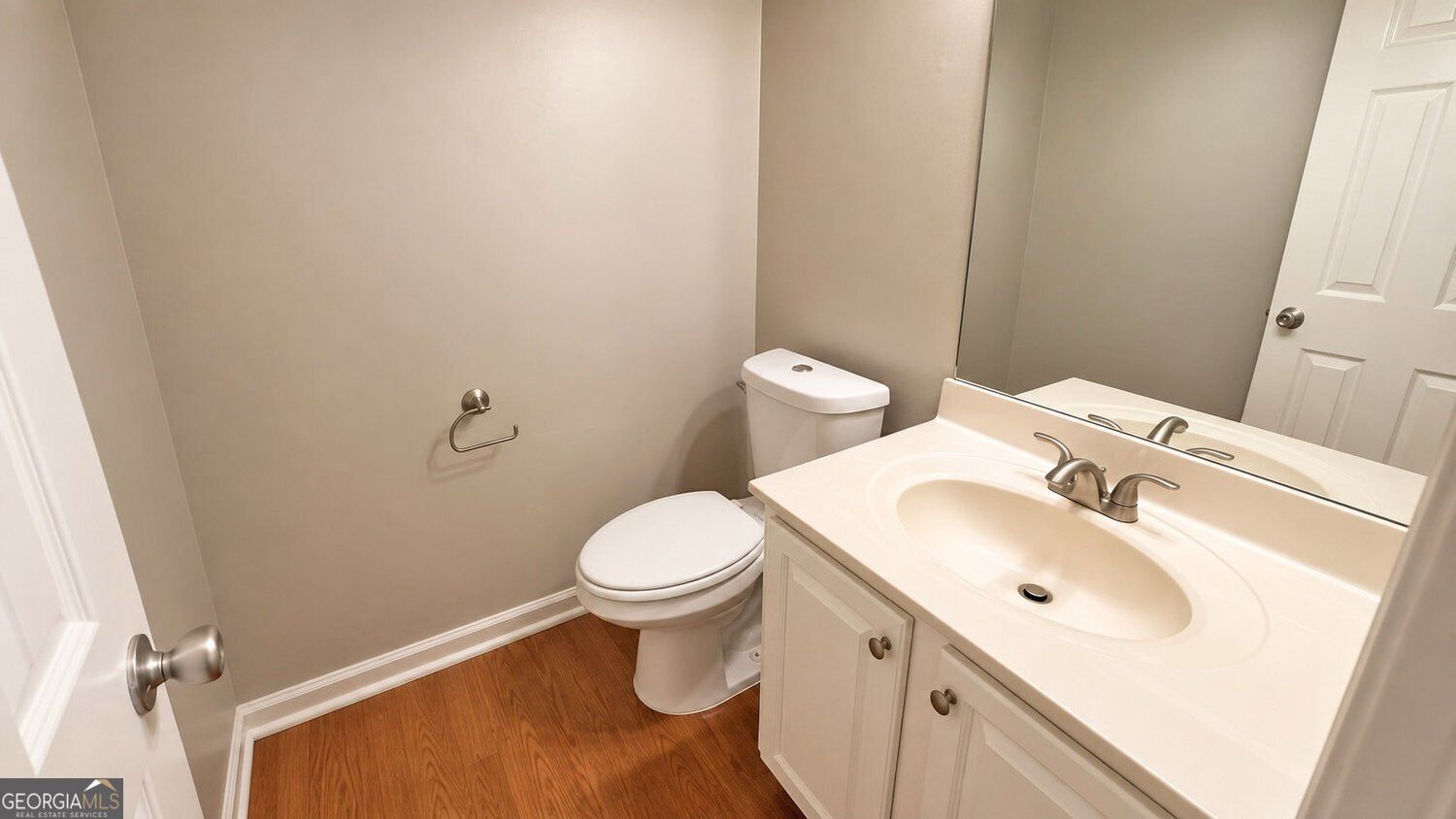 20 Bartlett Drive Property Photo 12