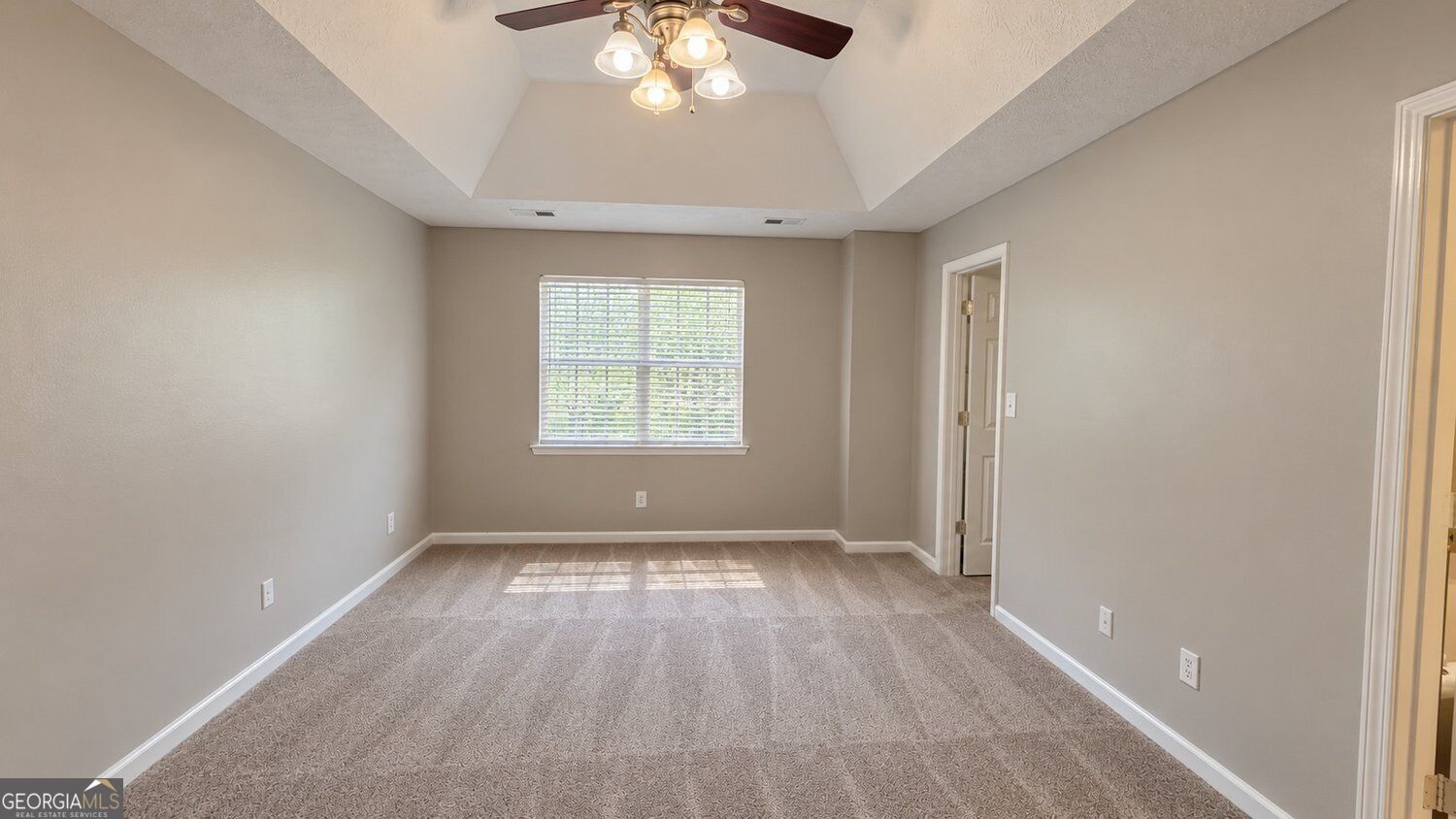 20 Bartlett Drive Property Photo 15