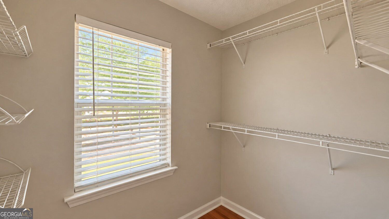 20 Bartlett Drive Property Photo 17
