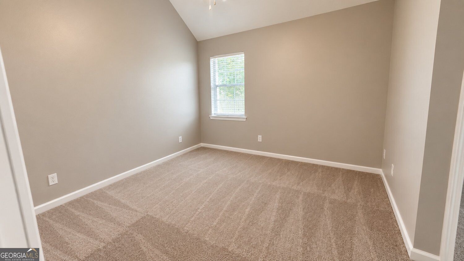 20 Bartlett Drive Property Photo 19