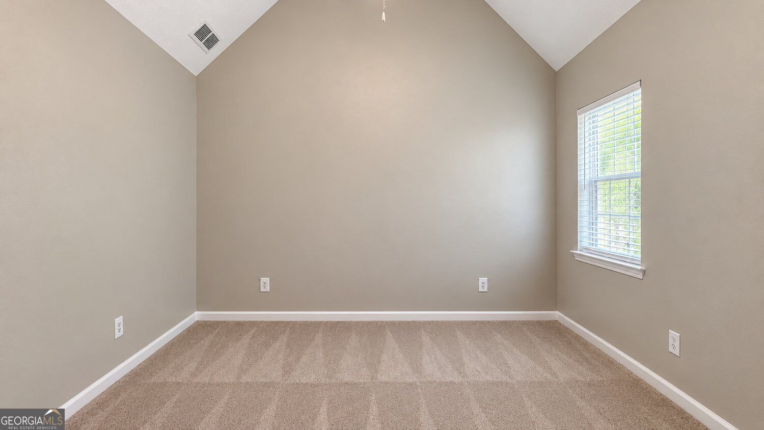 20 Bartlett Drive Property Photo 22