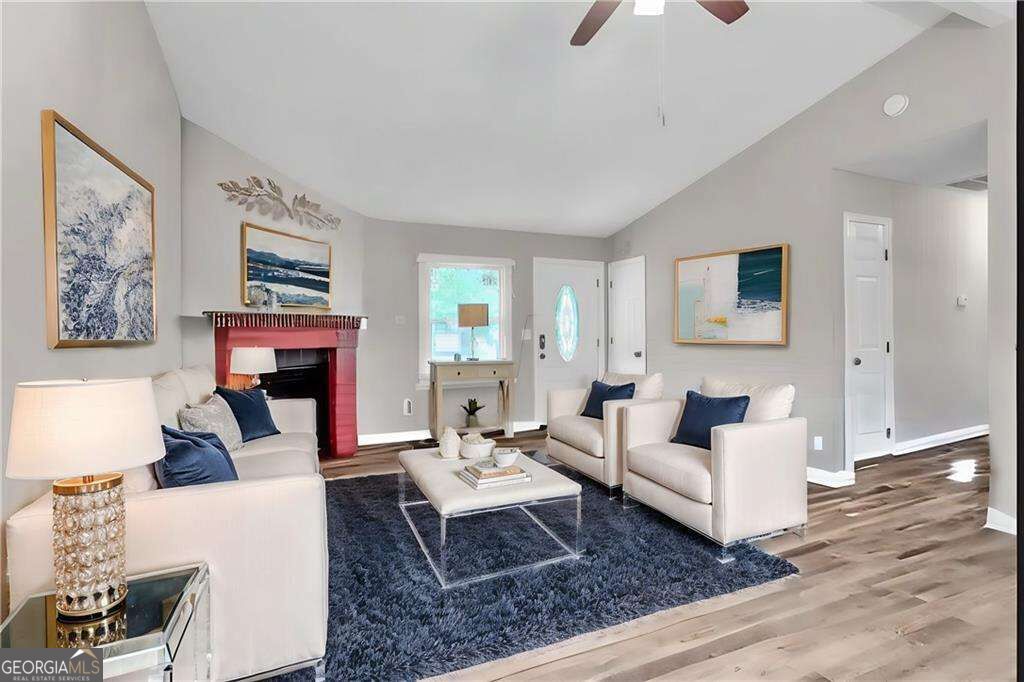 422 Plainville Drive Sw Property Photo 2