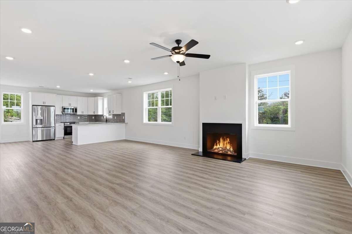 208 Mission Way Property Photo 13