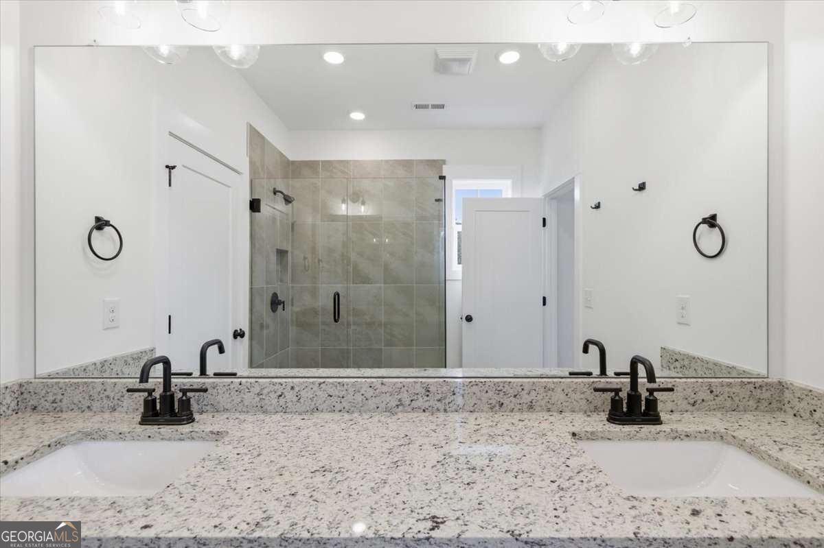 208 Mission Way Property Photo 25