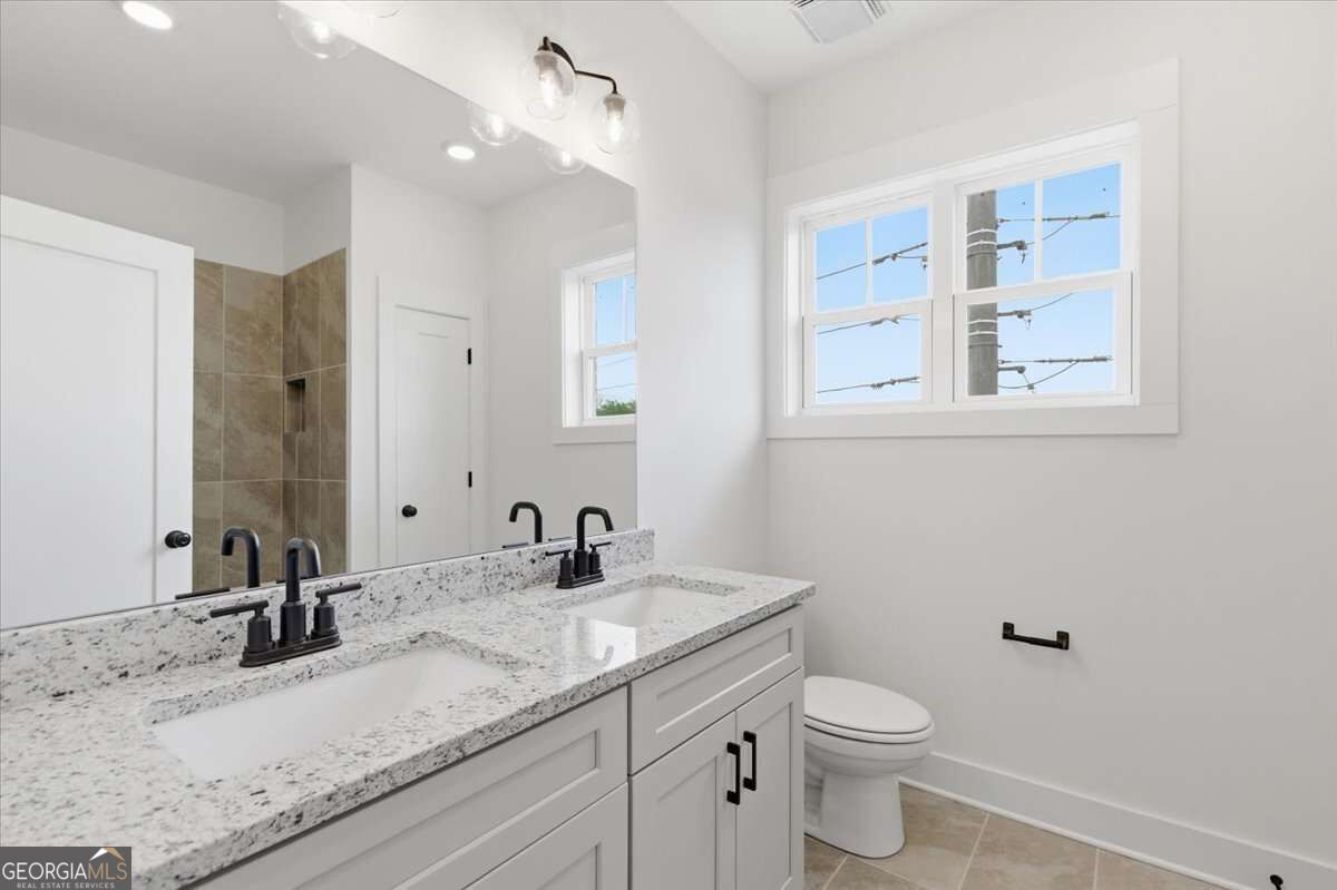 208 Mission Way Property Photo 29