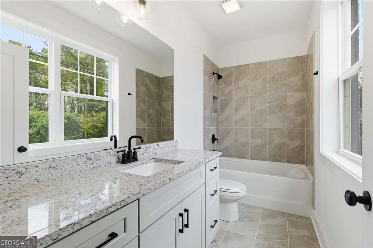 208 Mission Way Property Photo 34